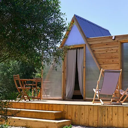 Tranquilo Glamping Осанехос