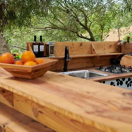 Tranquilo Glamping Campsite Hozanejos