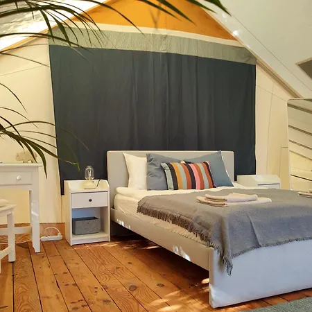 Tranquilo Glamping Campsite Hozanejos