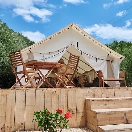 Tranquilo Glamping Campsite