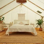 Tranquilo Glamping Hozanejos