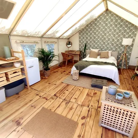 Tranquilo Glamping Kemp *