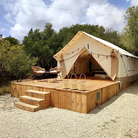 Tranquilo Glamping Campeggio Hozanejos